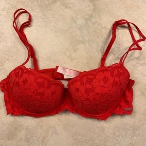 Victoria’s Secret Date Push Up Bra